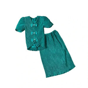 Vintage karen lawrence bows top and skirt two piece set